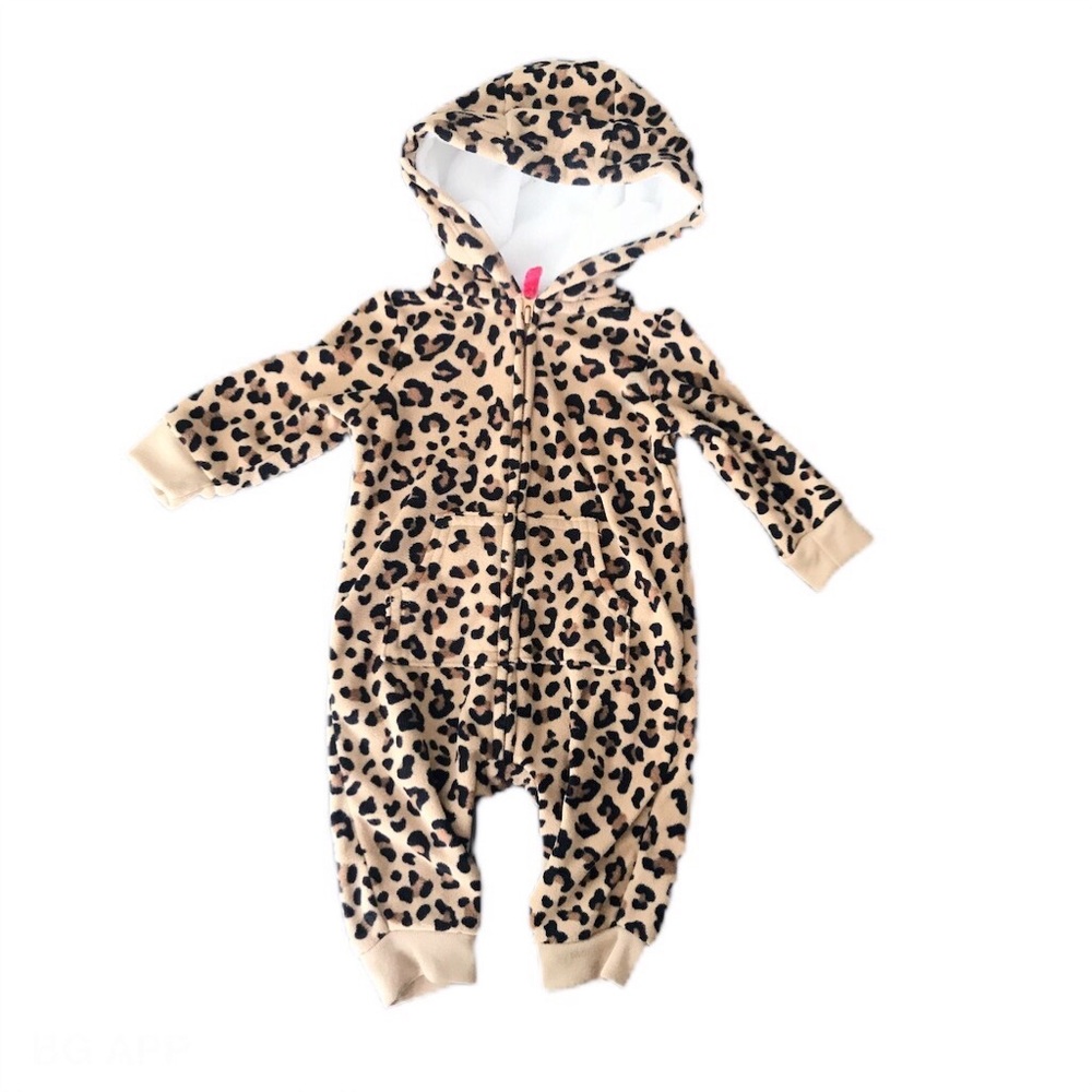 One Piece Infant 3 Month Cheetah Outfit.